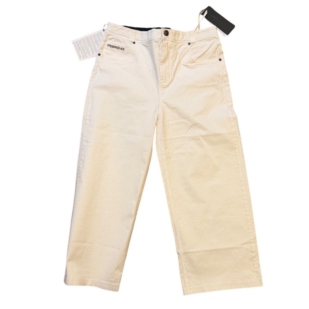 NWT Freddy Black Italy Womans White Straight Leg Capri Pants Sz6